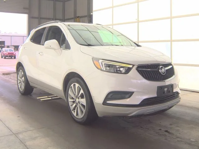 Used 2019 White Buick Preferred image 5
