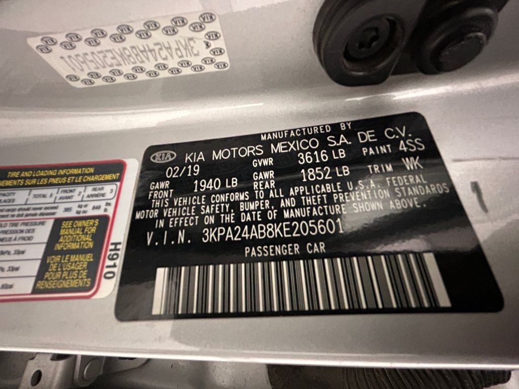 Used 2019 Silver Kia S image 20