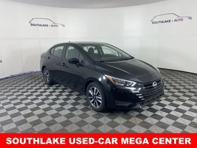 2025 Nissan Versa 1.6 SV CVT's photo