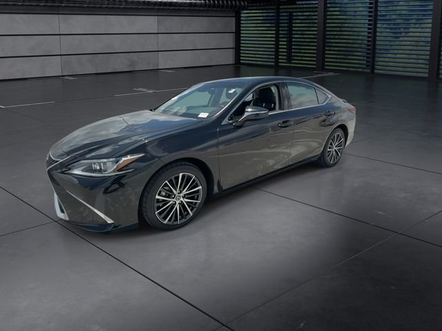 Certified Used 2025 CAVIAR Lexus 300h image 4
