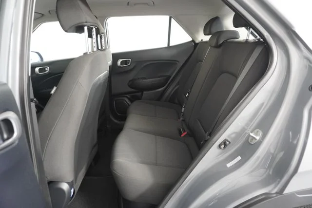 Used 2022 Gray Hyundai SE image 32