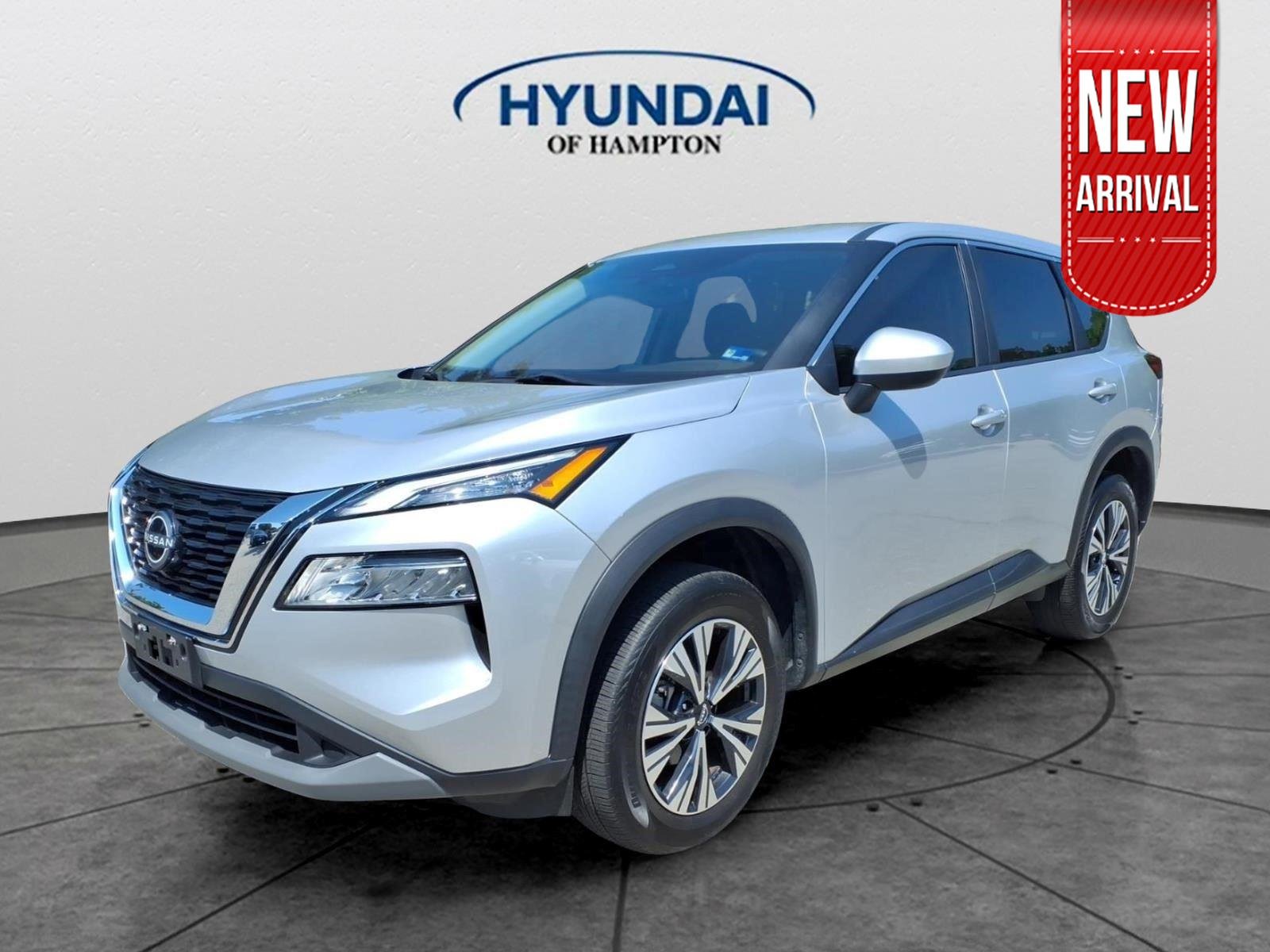 Used 2023  NISSAN SV image 1