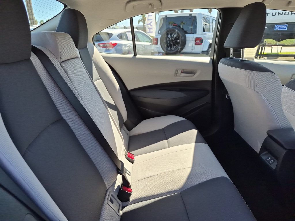 Used 2025  Toyota LE image 30