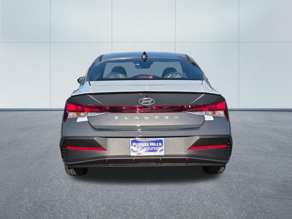 New 2026 Gray Hyundai SEL Sport Plus image 5