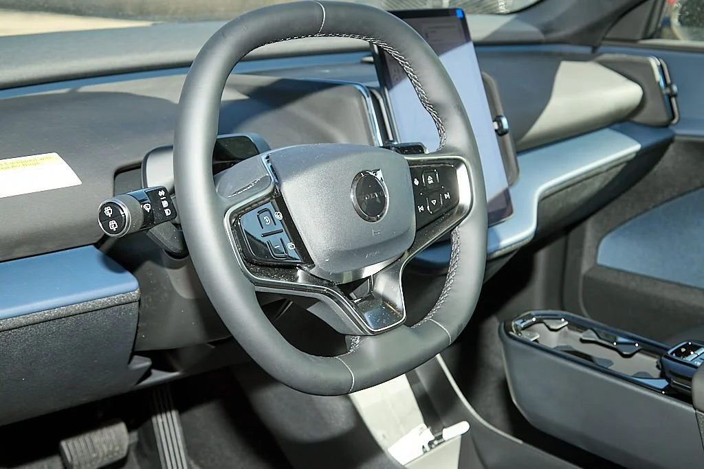 New 2026 Crystal White Volvo Ultra image 13
