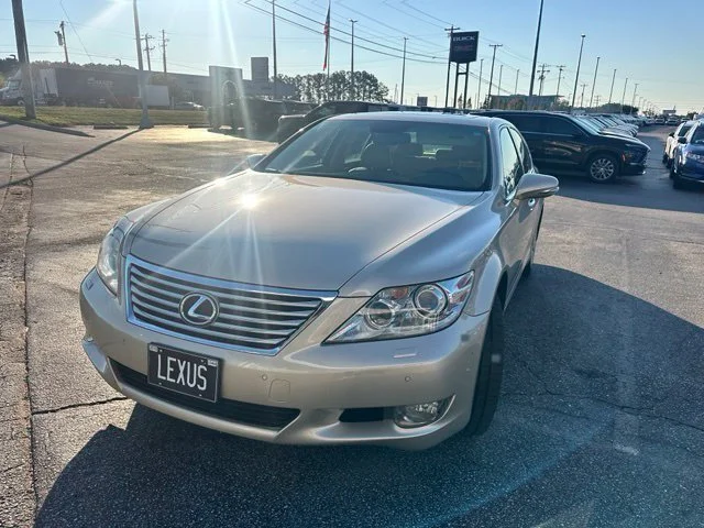 Used 2010 Beige Lexus 460 image 4