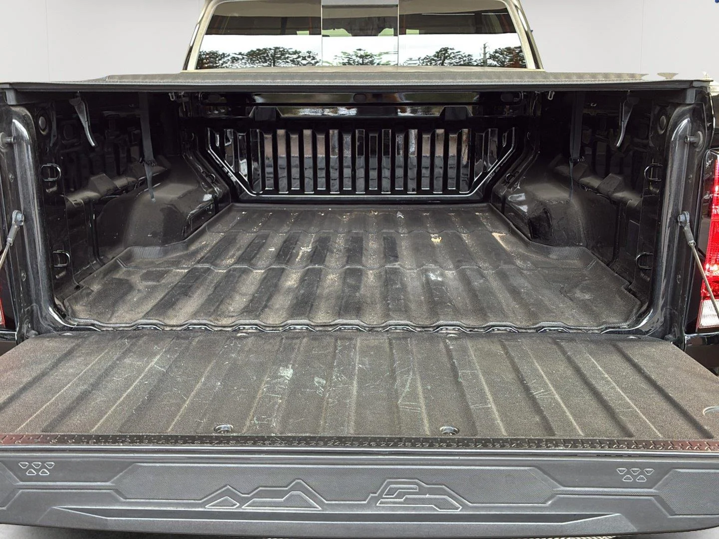 Used 2023 Black Chevrolet 4WD Trail Boss image 15