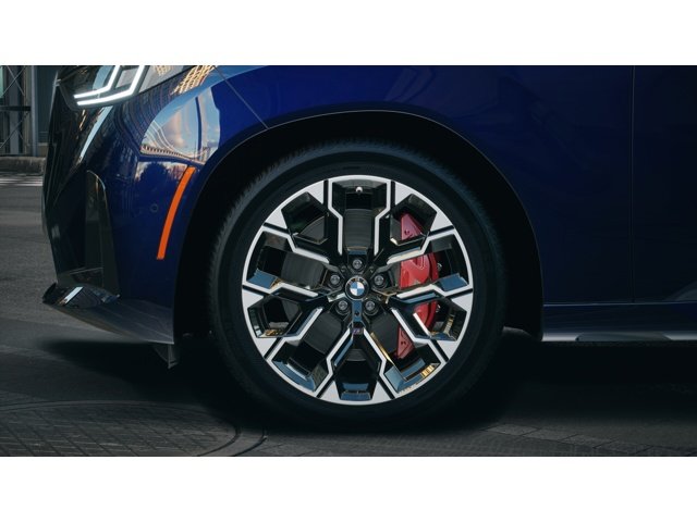 New 2026 Tanzanite Blue II Metallic BMW M50 xDrive image 7