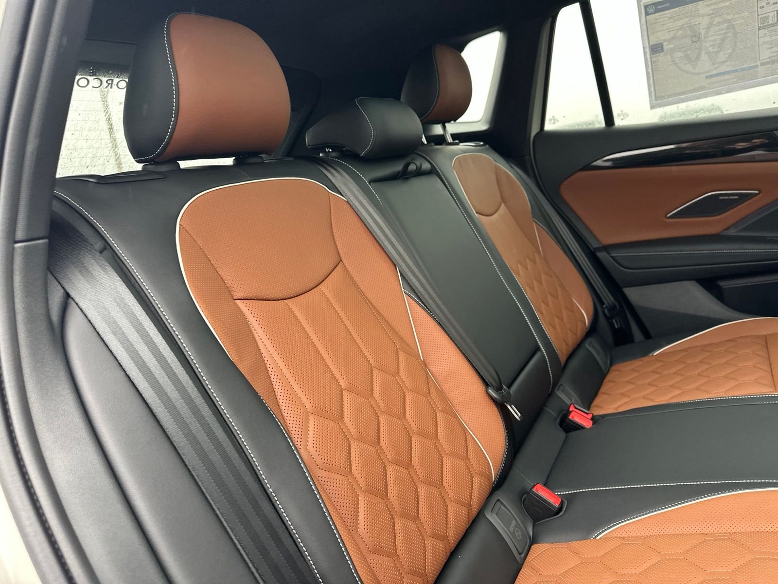 New 2026 Silver Volkswagen 2.0T SEL R-Line image 33