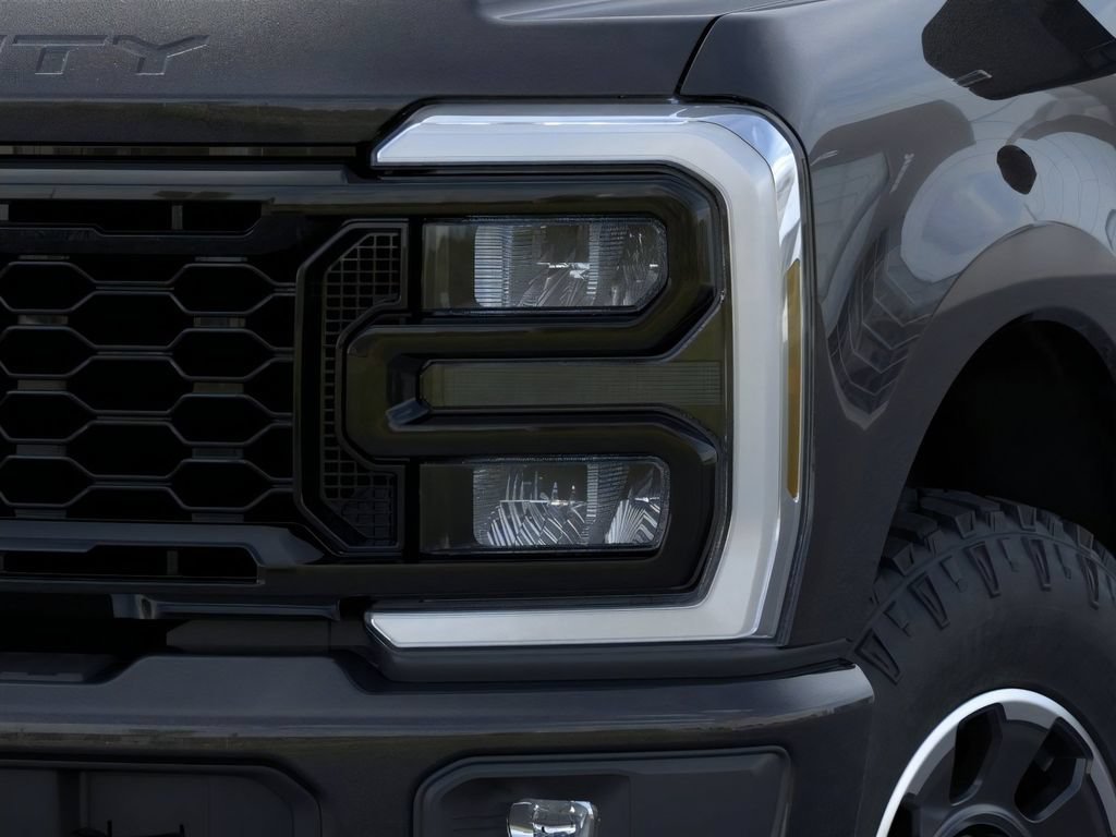 Used 2026 Agate Black Metallic Ford LARIAT image 22