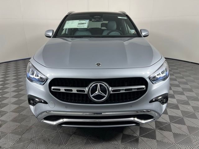 New 2026 Silver Mercedes-Benz GLA 250 image 2