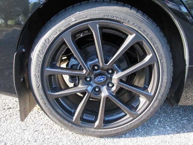Used 2020 Black Subaru Premium image 7
