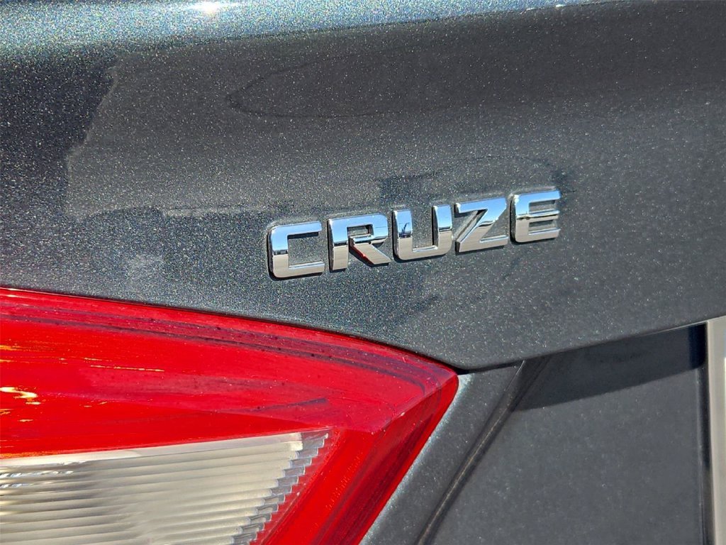 2018 Chevrolet Cruze LT - Photo 21