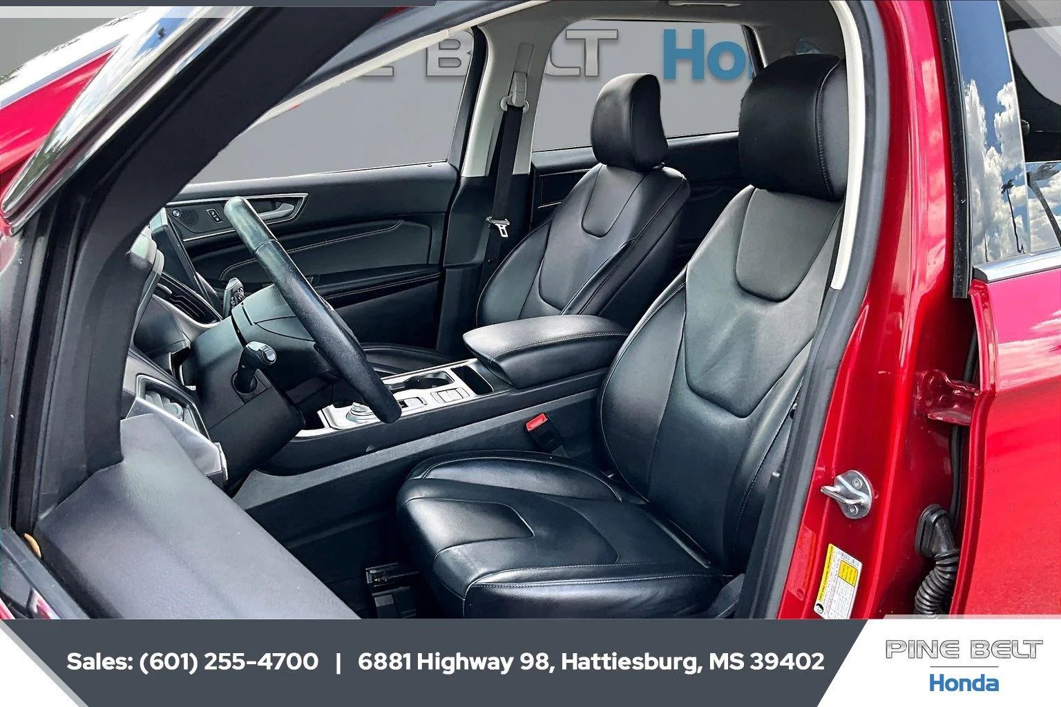 Used 2022 Rapid Red Metallic Tinted Clearcoat Ford Titanium image 18