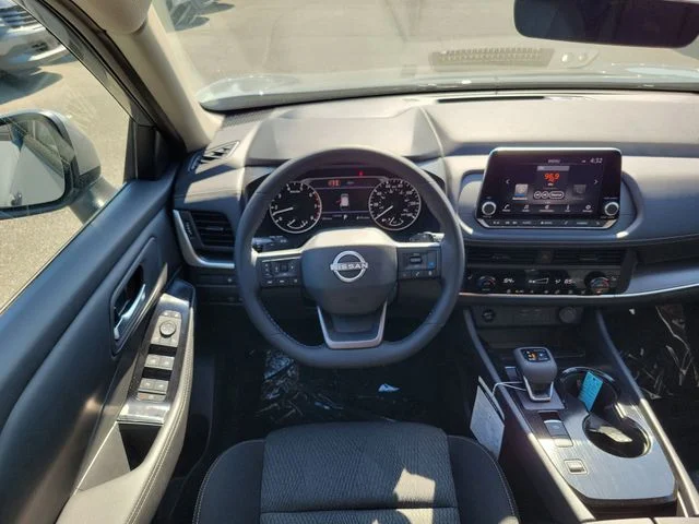 New 2026 Everest White Pearl TriCoat Nissan SV image 23