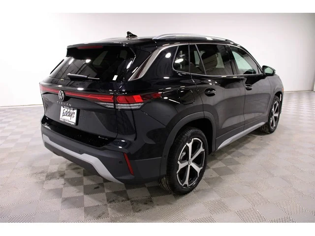 New 2026 Deep Black Pearl Volkswagen 2.0T SE image 26
