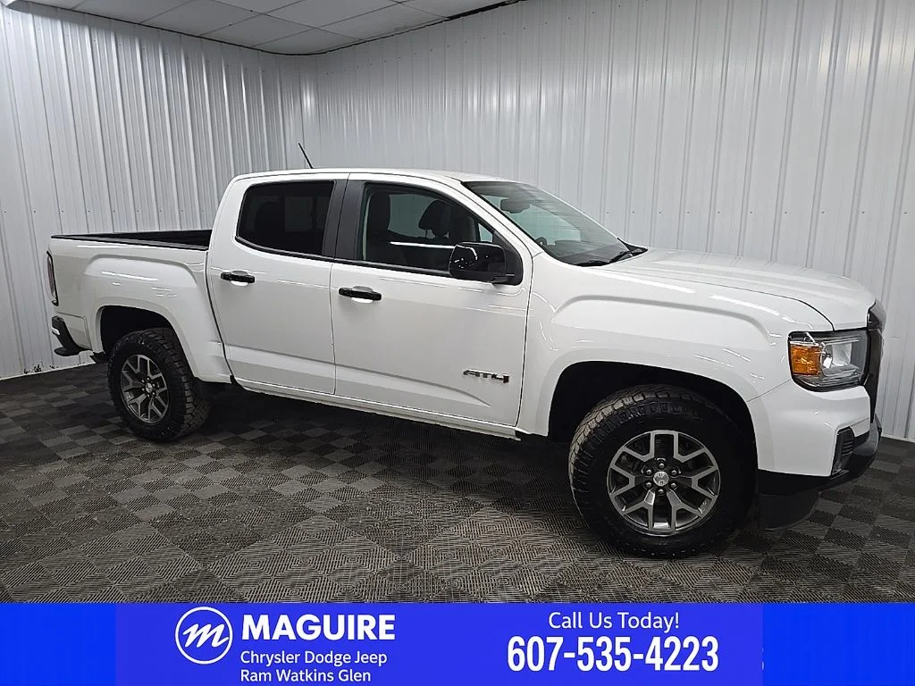2022 GMC Canyon 4WD AT4 Crew Cab Short Box's photo