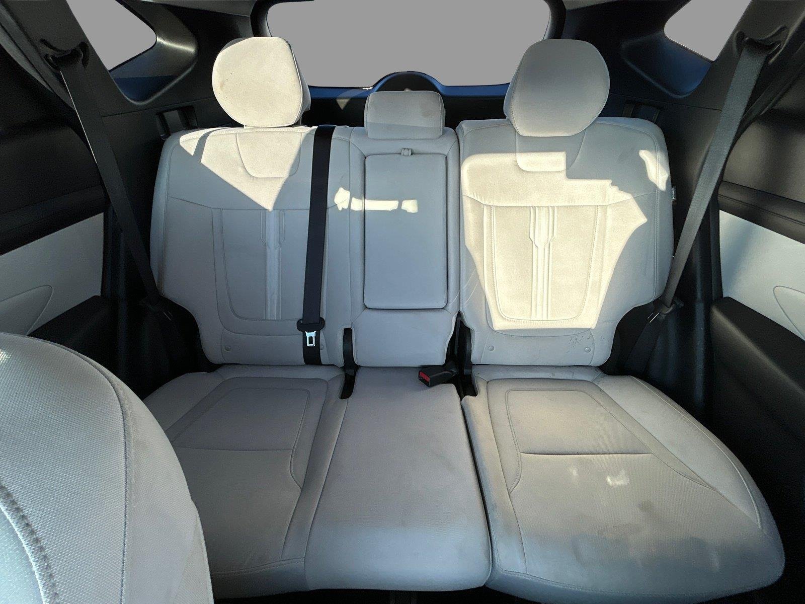 Used 2025 Shimmering Silver Hyundai SEL image 31