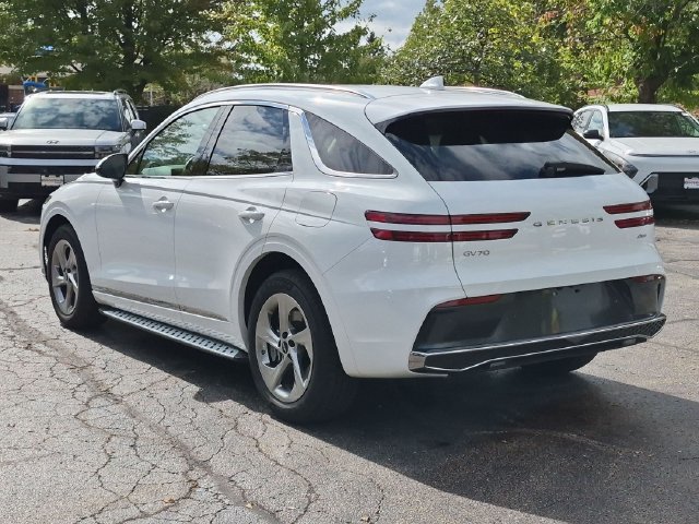 2026 GENESIS GV70 Standard - Photo 6