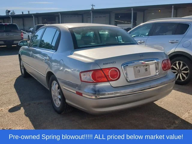 Used 2005 Gray Kia LX image 3