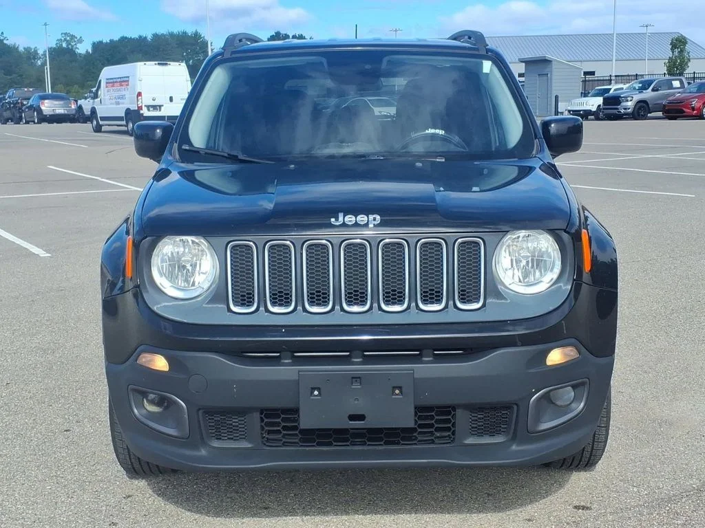 Used 2017 Jeep Renegade Latitude with VIN ZACCJBBB0HPF33783 for sale in Richmond, MI