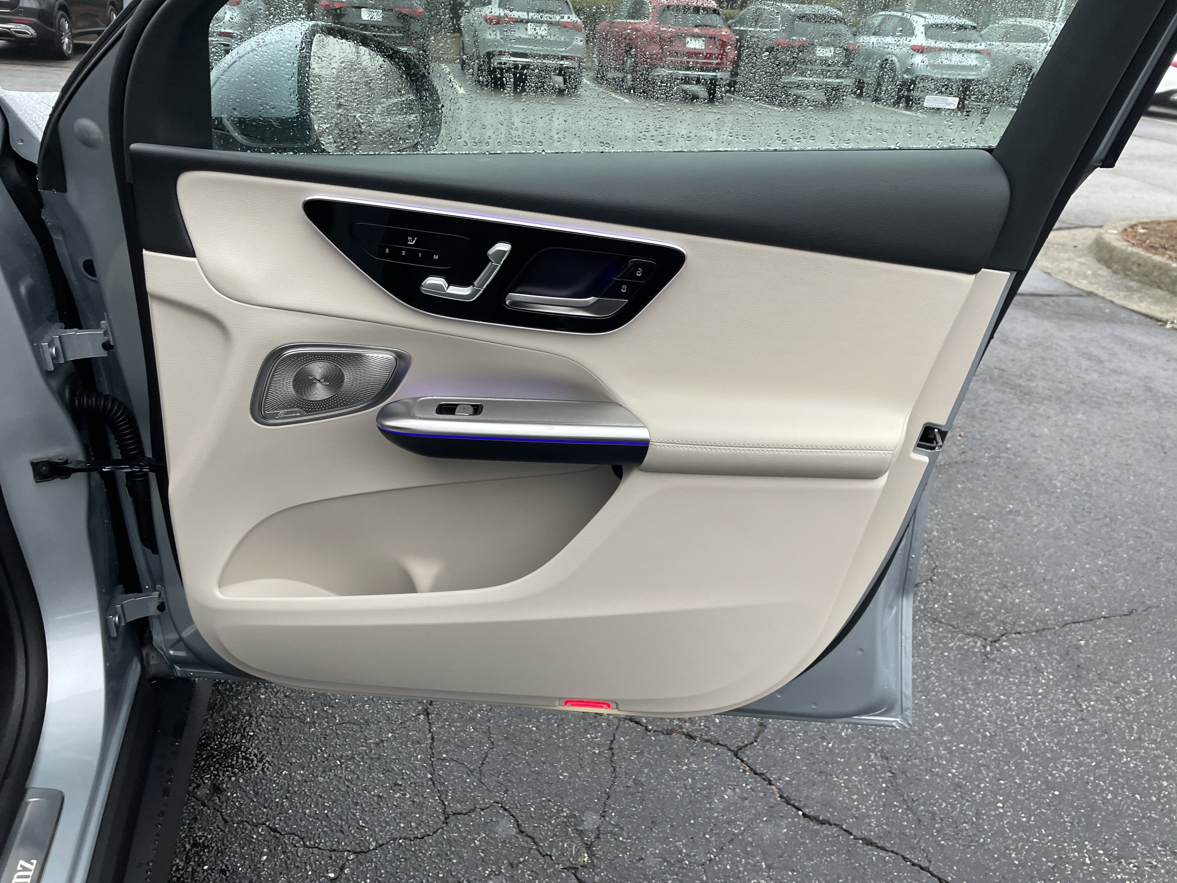New 2026 Cirrus Silver Metallic Mercedes-Benz GLC 300 SUV image 41