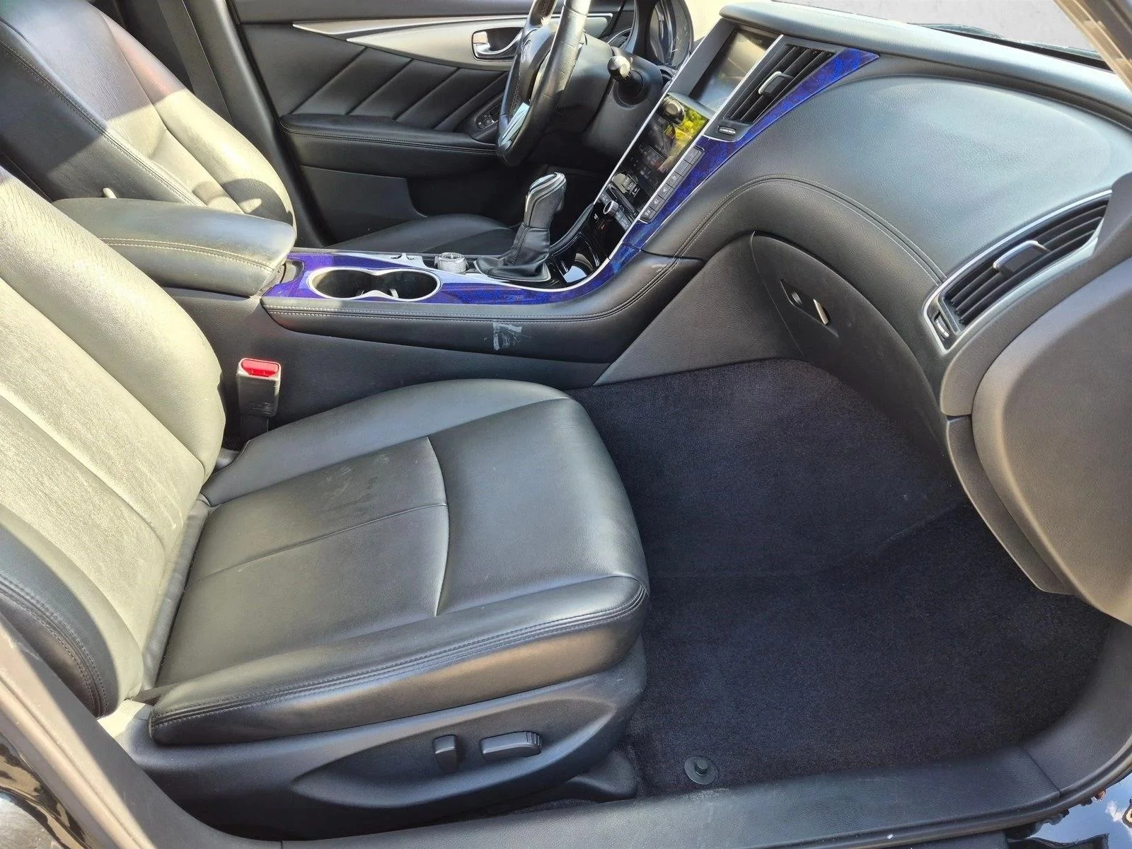 Used 2020 Black Obsidian INFINITI 3.0t LUXE image 20