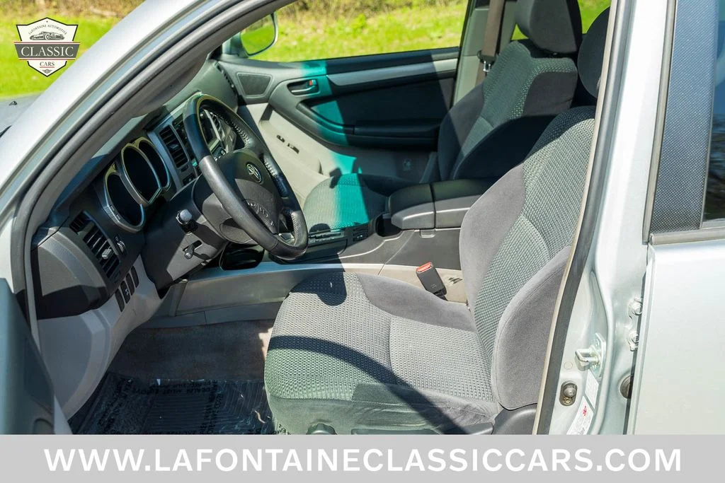 Used 2003 Silver Toyota SR5 Sport image 49