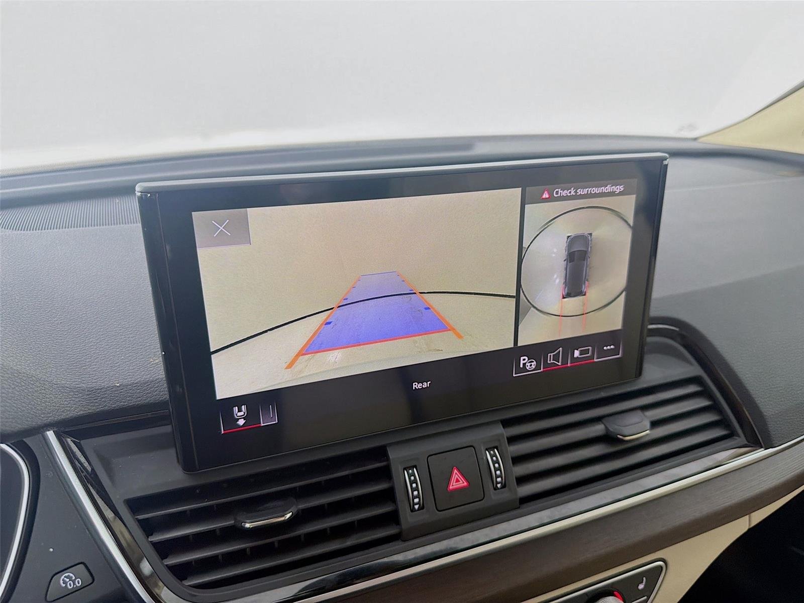 Used 2022  AUDI  image 17