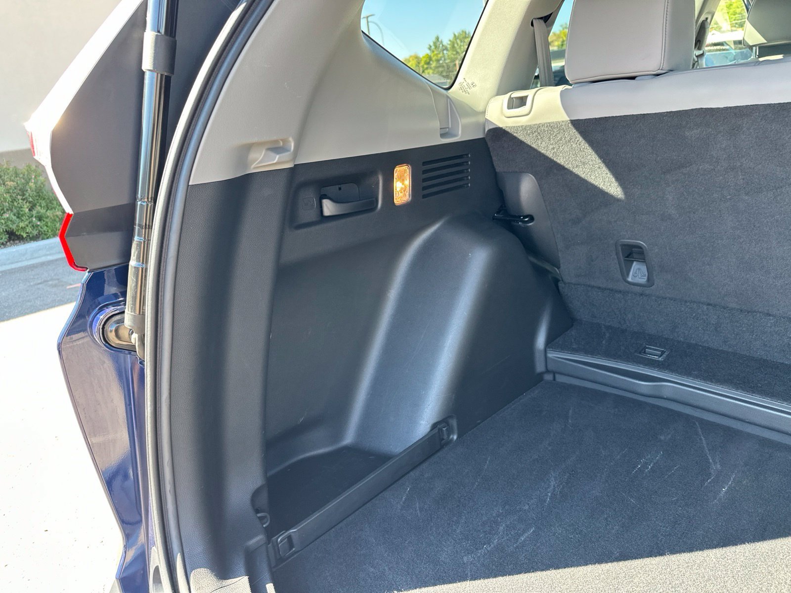 Used 2017 Blue Honda EX-L image 28