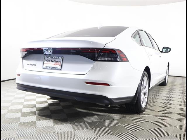 2025 Honda Accord LX - Photo 5