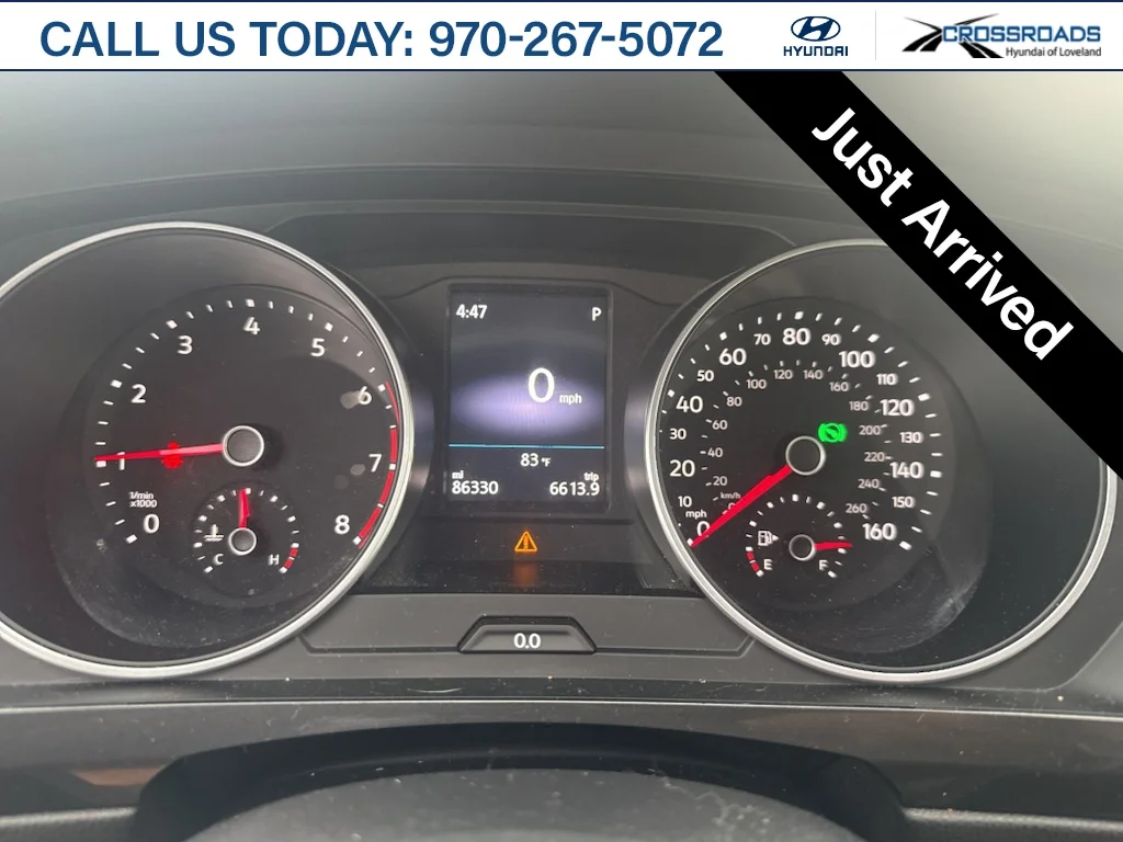 Used 2018 Platinum Gray Metallic Volkswagen SE image 1
