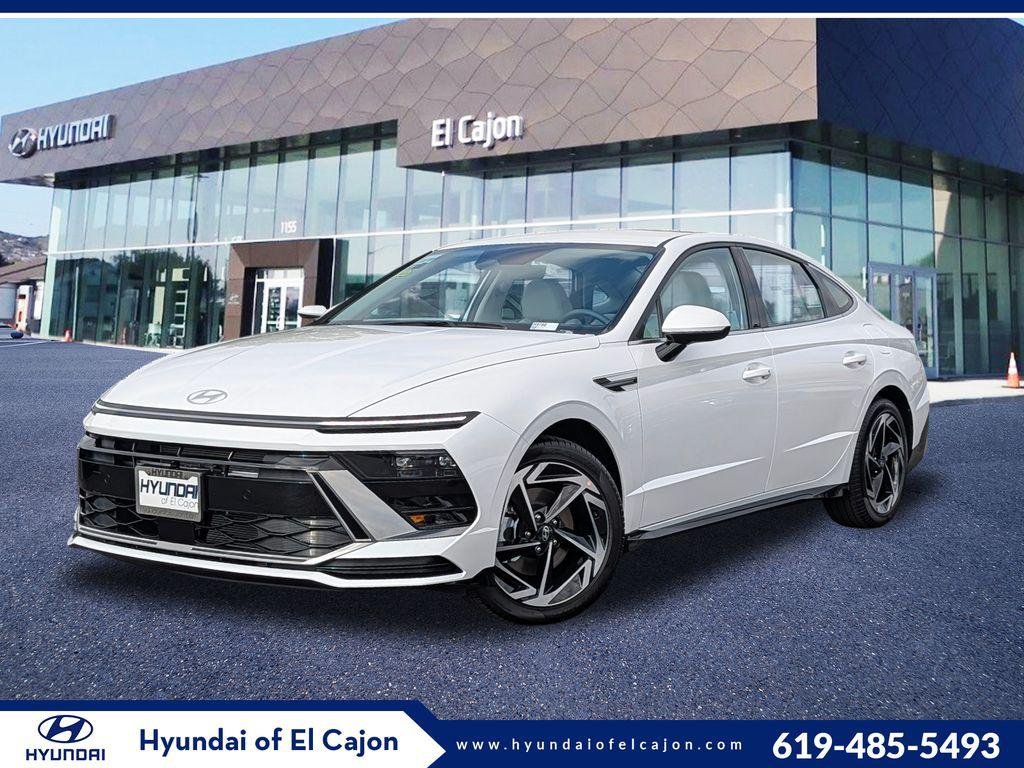 New 2026 White Hyundai SEL Sport image 1
