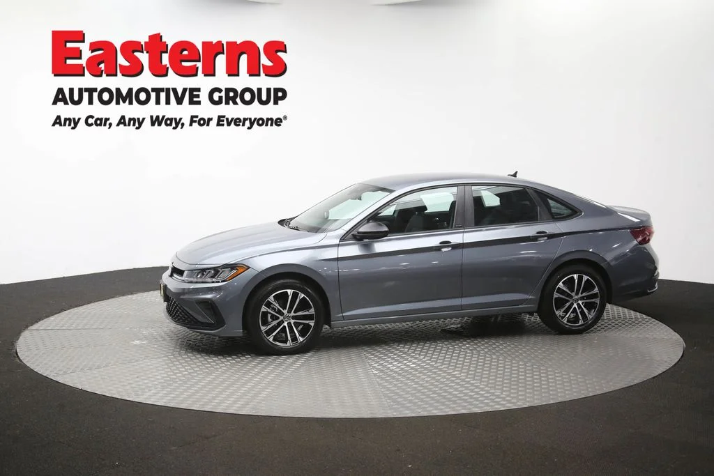 Used 2025 Gray Volkswagen 1.5T Sport image 58