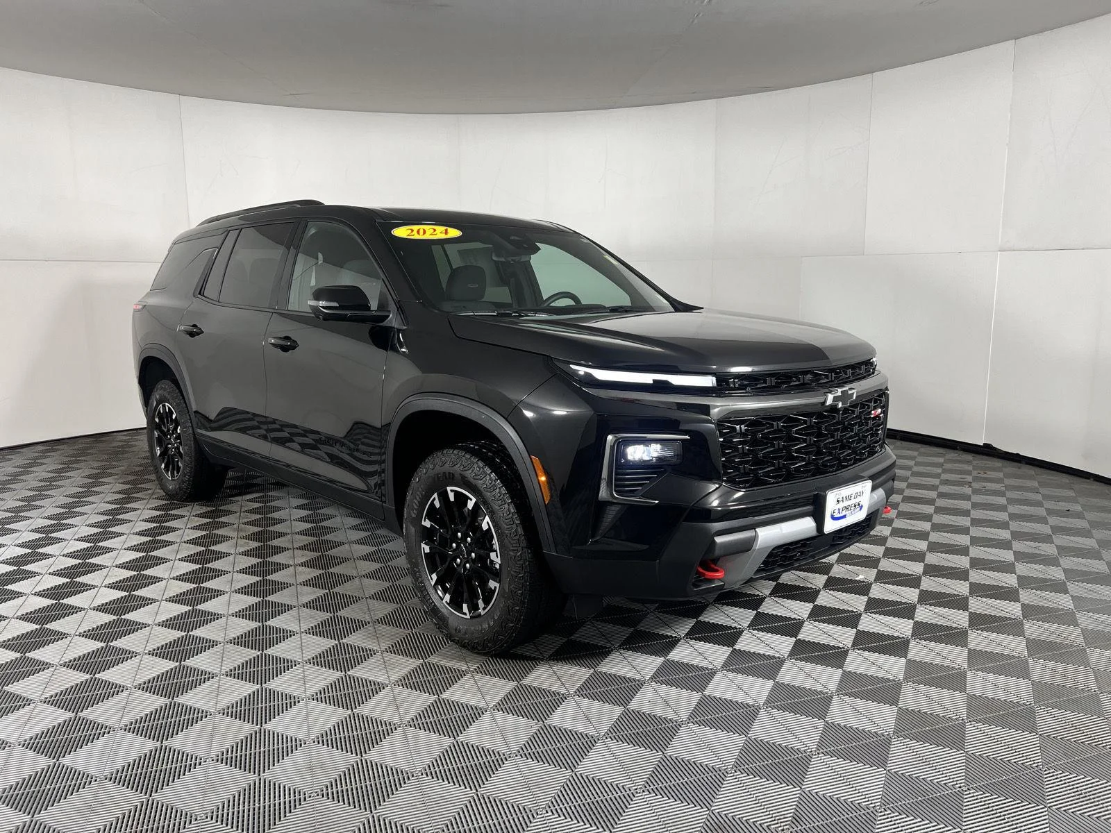 Used 2024 Mosaic Black Metallic Chevrolet Z71 image 25