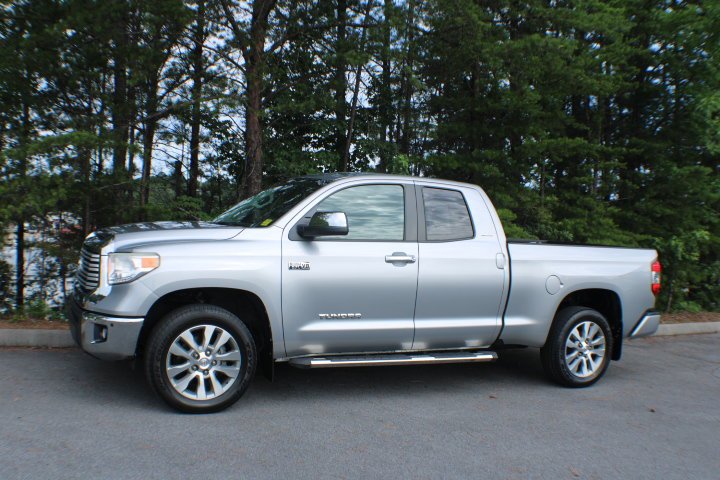 Used 2016 Silver Sky Metallic Toyota LTD image 4