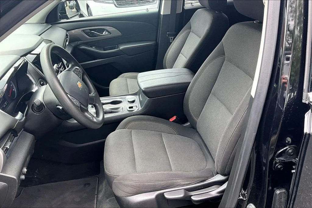 Used 2020 Black Chevrolet LS image 27