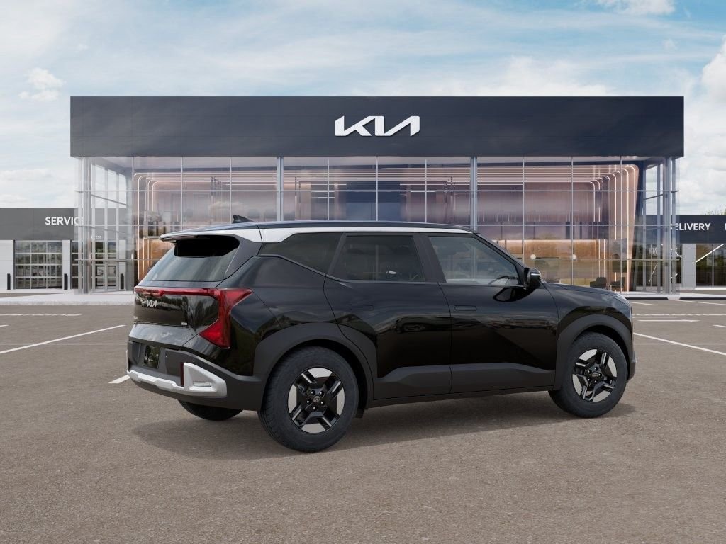 New 2027 Black Kia LX image 3