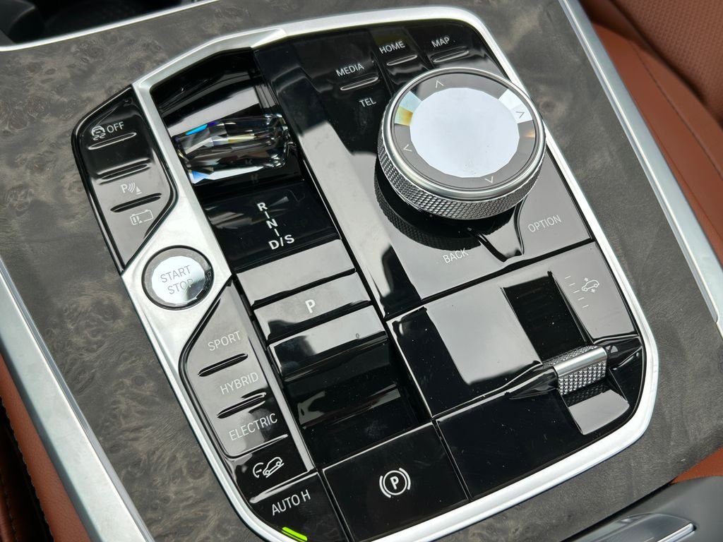 2026 BMW X5 50e - Photo 28