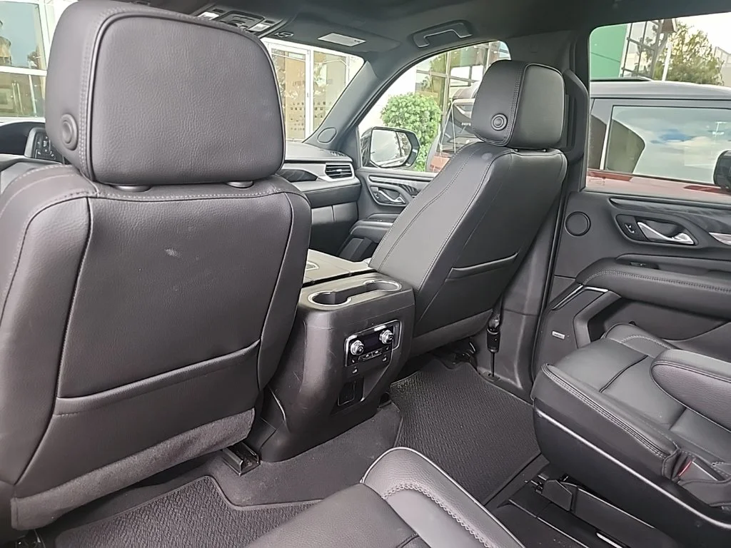 Used 2023 Black GMC Denali image 5