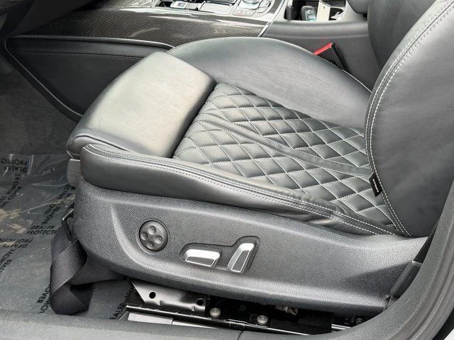 Used 2017  Audi 4.0T Prestige image 45
