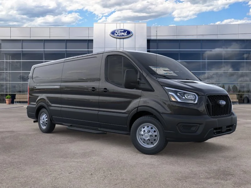 New 2025 Agate Black Metallic Ford  image 35
