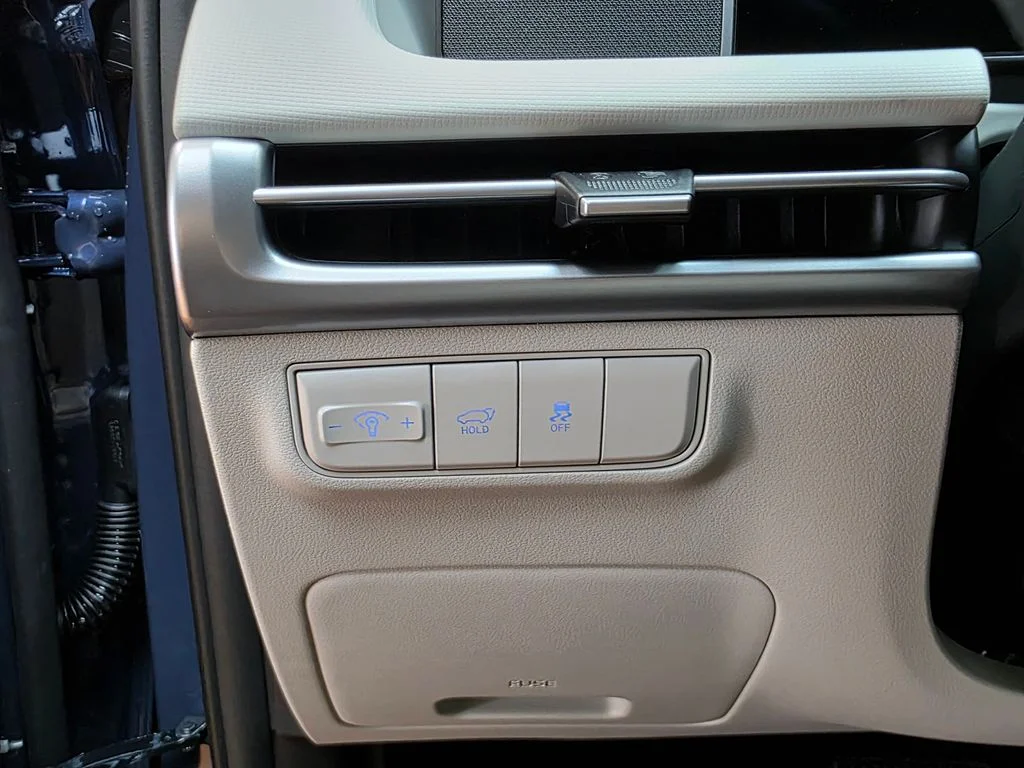 New 2026 Atlantis Blue Hyundai SEL image 15