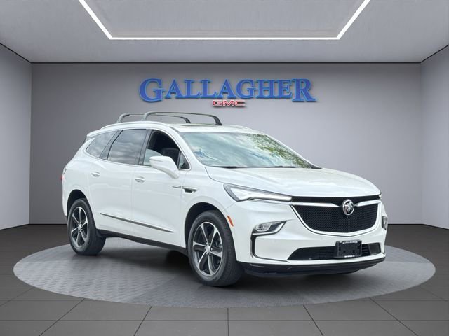 2022 Buick Enclave Essence AWD's photo