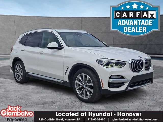 Used 2018 White BMW xDrive30i image 1