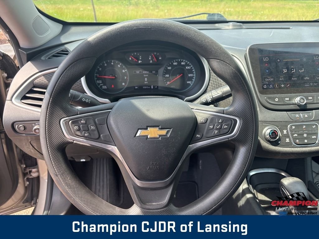 Used 2022 Gray Chevrolet LT image 20