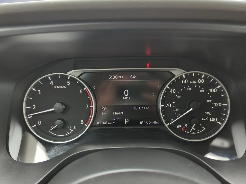Used 2023 Red Nissan SL image 14
