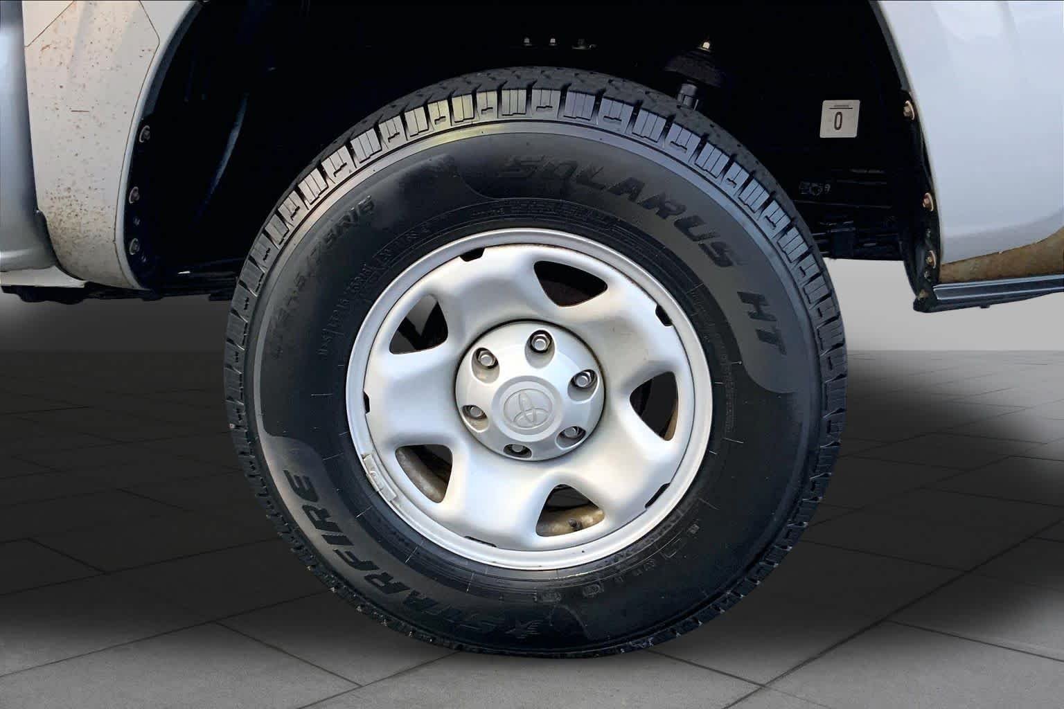 Used 2016 Silver Sky Metallic Toyota SR5 image 10