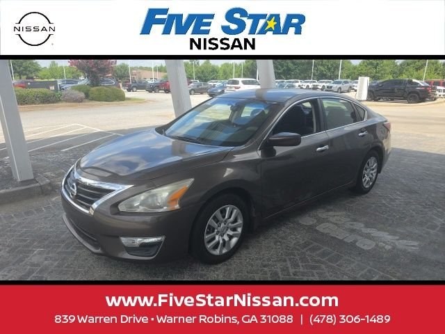Used 2014 Gray Nissan 2.5 S image 1
