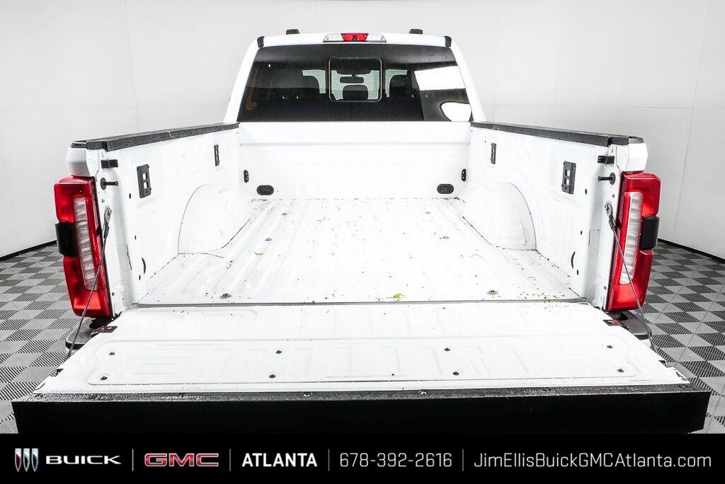 Used 2024 Oxford White Ford XLT image 30
